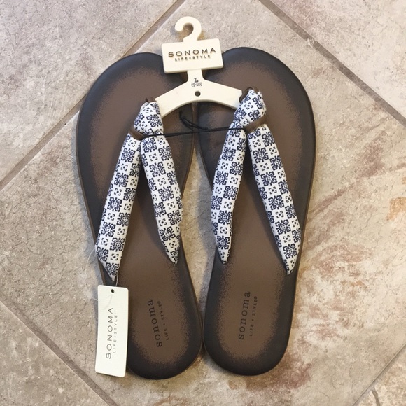 Sonoma Shoes - Sonoma sandal flip flops brown fabric cream blue L